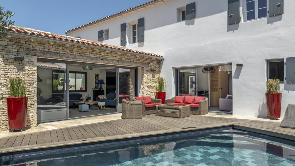 Île de Ré · Rivedoux-Plage – Villa T7 Neuve – 6 chambres · 249 m² · Piscine · Spa · Face à la mer